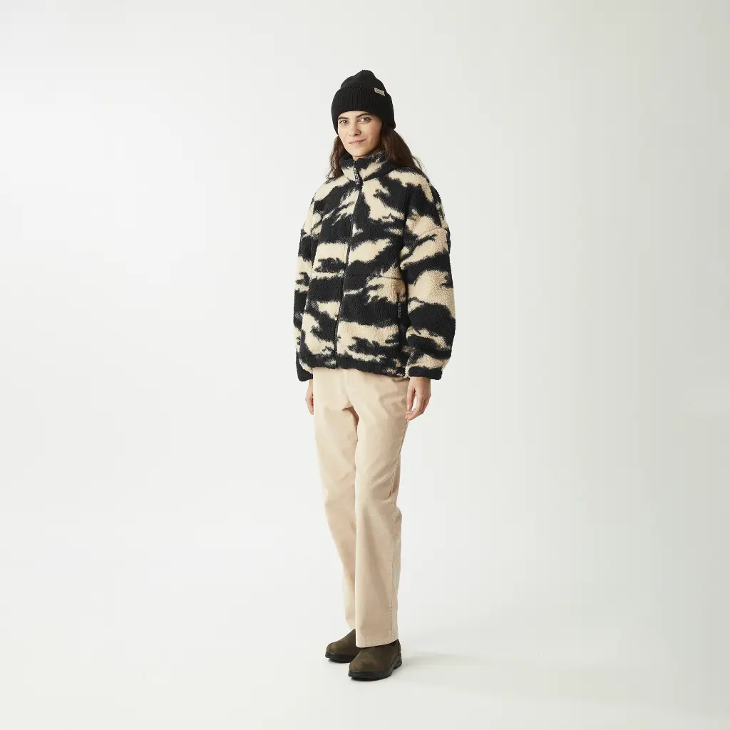WSW0382_GYPSI-ZIP-FLEECE_SHADOW-PRINT_A_P_03.webp