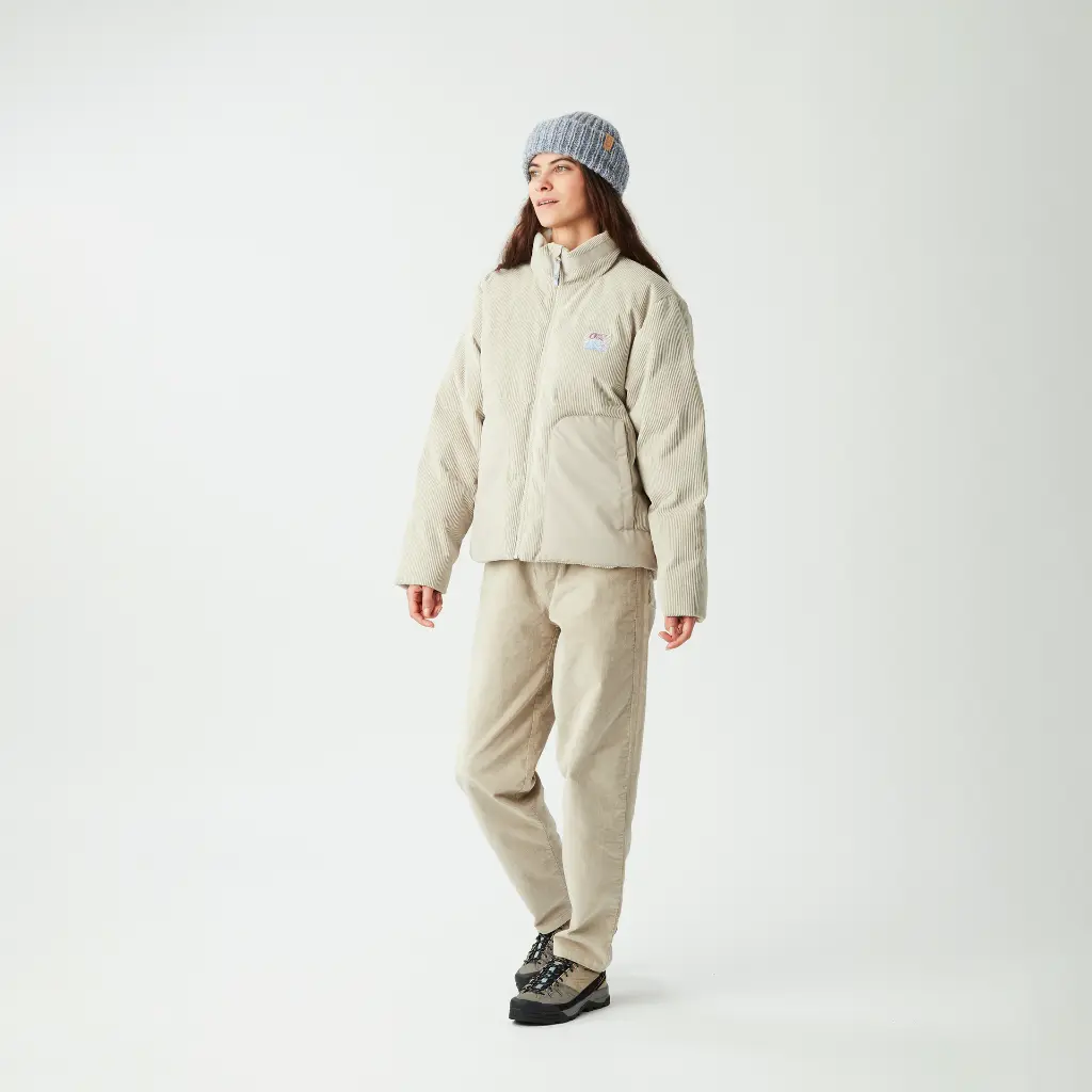 WVT0415_NURY-PUFFER-JKT_PURE-CASHMERE_B_P_03.webp
