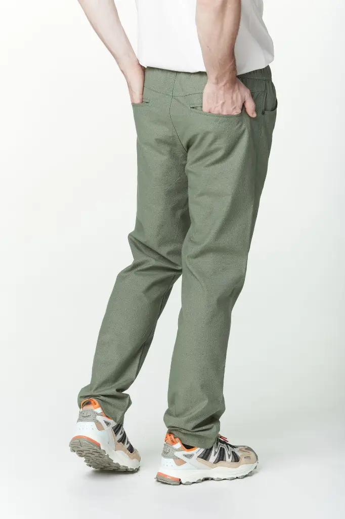 MJS0075_CRUSY-PANTS_GREEN-SPRAY_C_P_05.webp