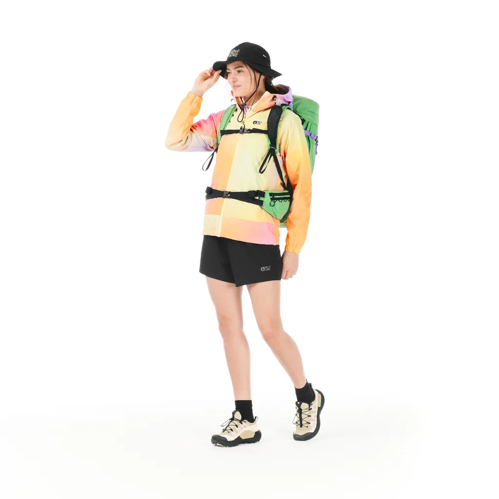 WVT0429_SURFACE-PRINTED-W-JKT_GRADIENT-PRINT_A_P_011 1.webp