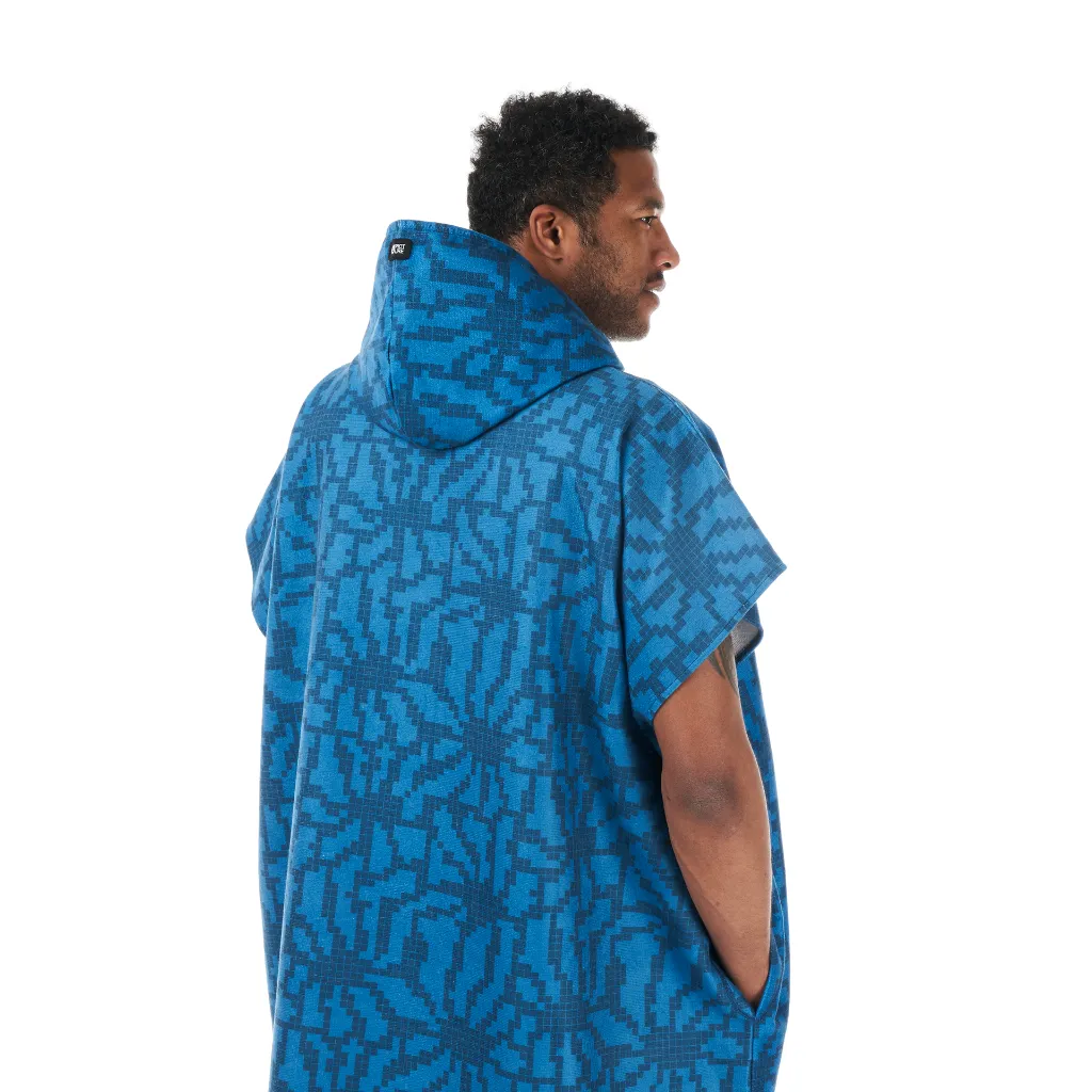 ACC0203_TASMAN-PONCHO_BLUE-FLOWER-PRINT_D_P_07.webp