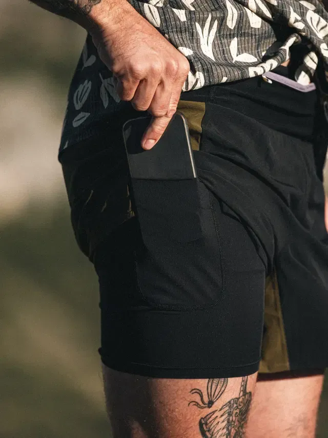 MTS1337_KLIVOX-PRINTED-SHIRTS_CEDAR-LEAF-PRINT_C_A + MSH0124_WOODAH-STRETCH-SHORTS_TOBACCO_B_A_03.webp