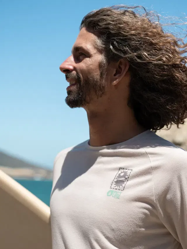 MTS1255_MARIBO-SS-SURF-TEE_PURE-CASHMERE_D_A_03.webp