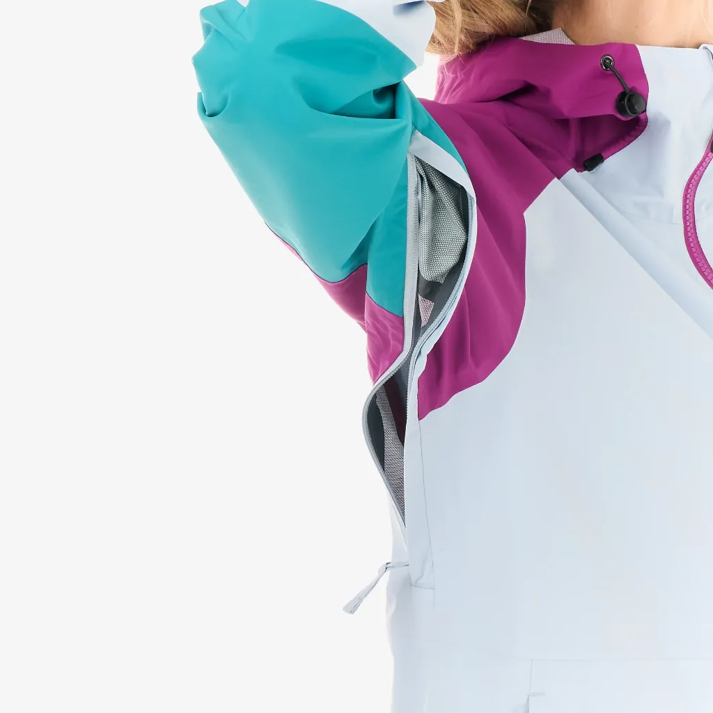 WVT0385_ABSTRAL__50.5L-W-JKT_HALOGEN-BLUE_J_P_08.webp