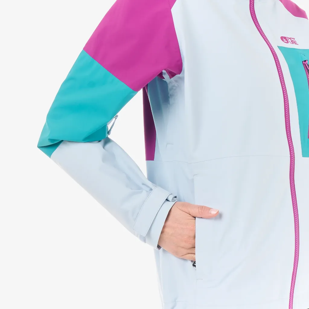 WVT0385_ABSTRAL__50.5L-W-JKT_HALOGEN-BLUE_J_P_07.webp