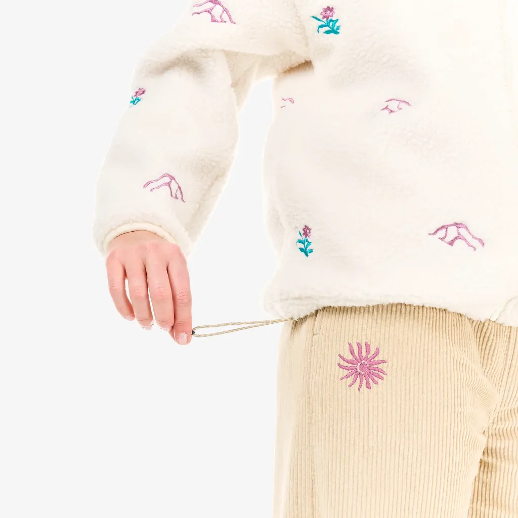 WSW0397_NYSS-EMBRO-ZIP-FLEECE_TOFU_A_P_07_e001e04f-ddd1-414f-a049-8ebf32a668d6.webp