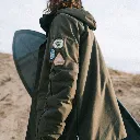 MVT0615_DEEPARKA-JKT_GRAPE-LEAF_A_A_01_carr_C3_A9_20_1.webp