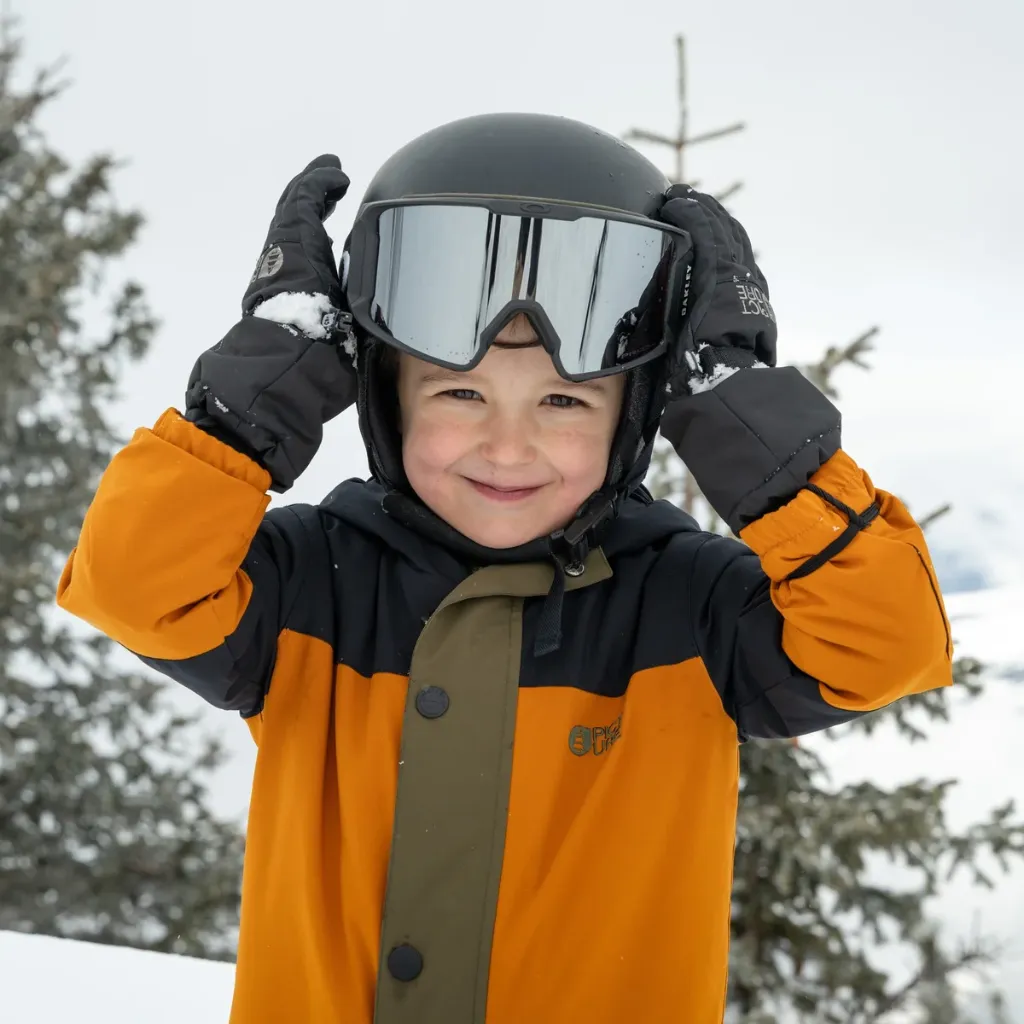 KVT0147_SNOWY-TODDLER-SUIT_TOBACCO_D_A_01_Carre.webp